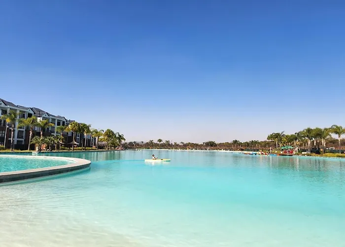 2Bed Serene Lagoon Escape