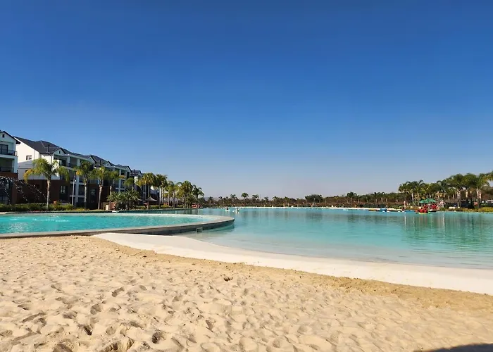 2Bed Serene Lagoon Escape